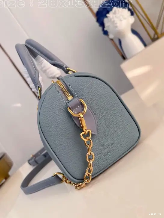 20 LOUIS VUITTON BANDOULIÈRE SPEEDY 0428